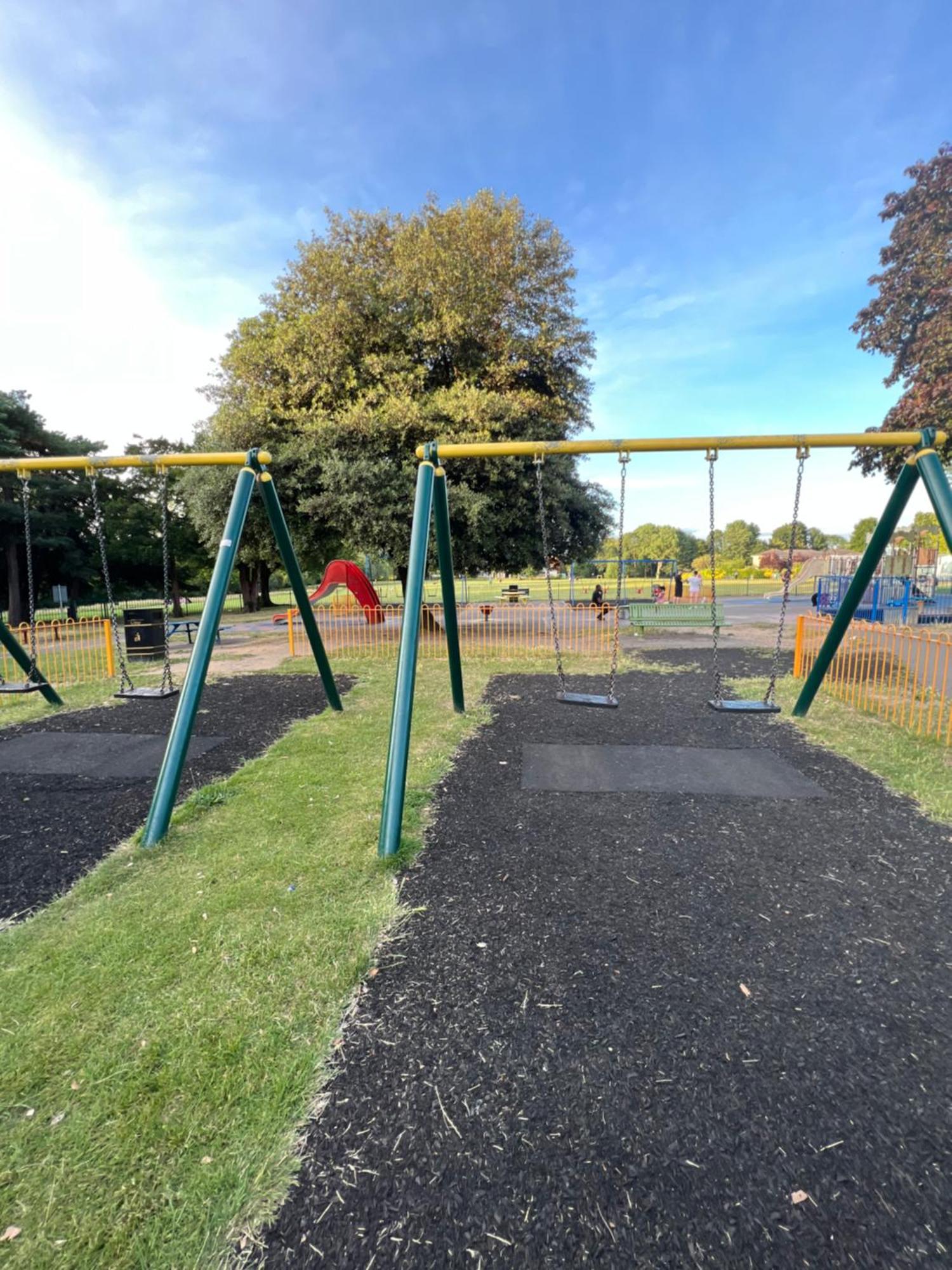 Cosy Private Flat In London, Free Parking On Premise Apartment Carshalton Екстериор снимка