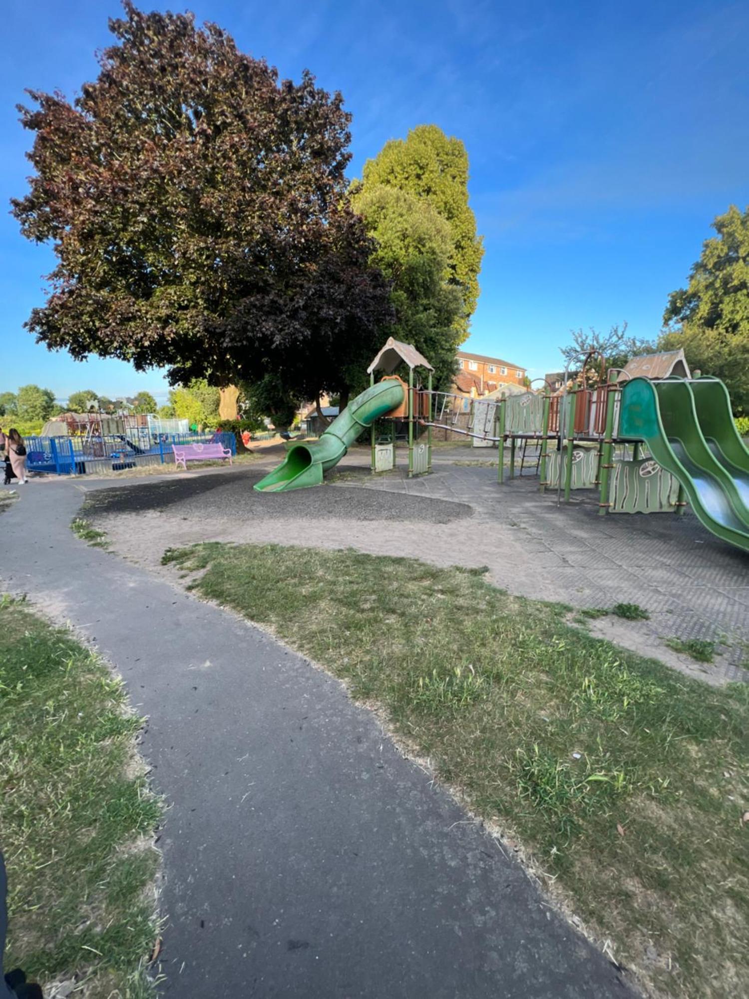 Cosy Private Flat In London, Free Parking On Premise Apartment Carshalton Екстериор снимка